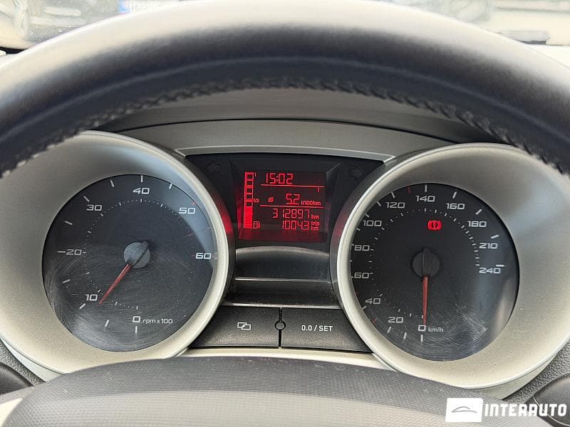 2011 Seat Ibiza — Miniatură 9