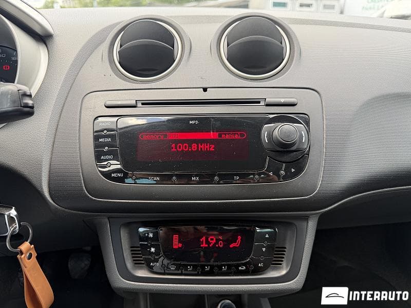 2011 Seat Ibiza — Miniatură 10