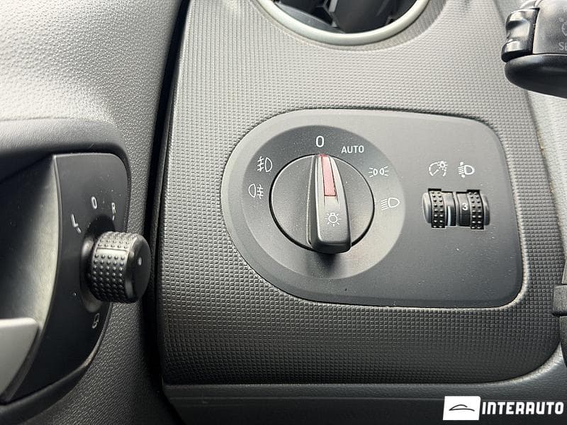 2011 Seat Ibiza — Miniatură 15