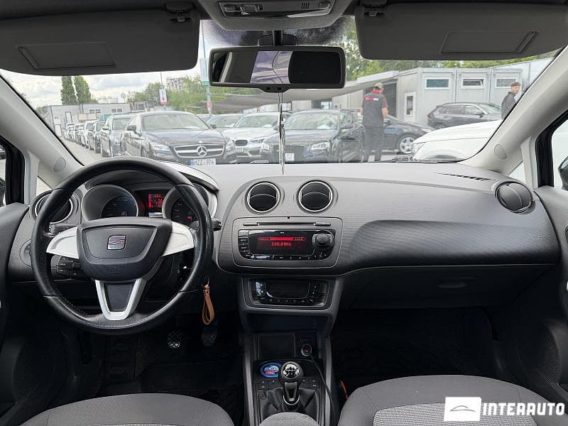 2011 Seat Ibiza — Miniatură 7