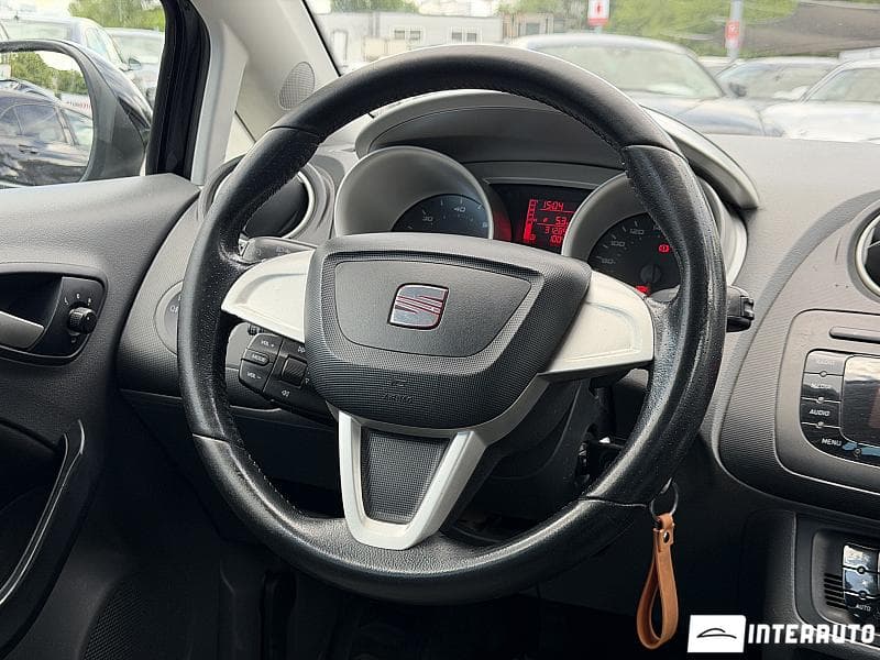 2011 Seat Ibiza — Miniatură 8