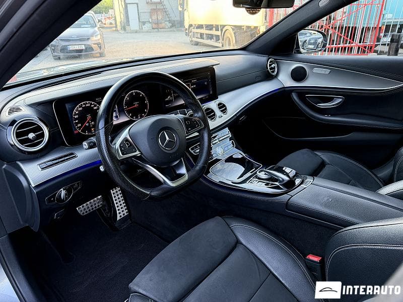 2016 Mercedes E 220 — Miniatură 5