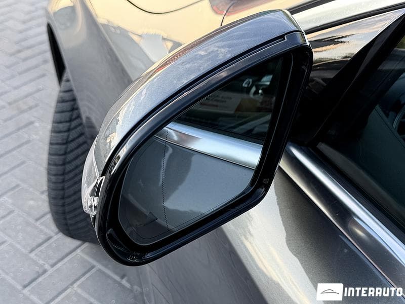 2016 Mercedes E 220 — Miniatură 18