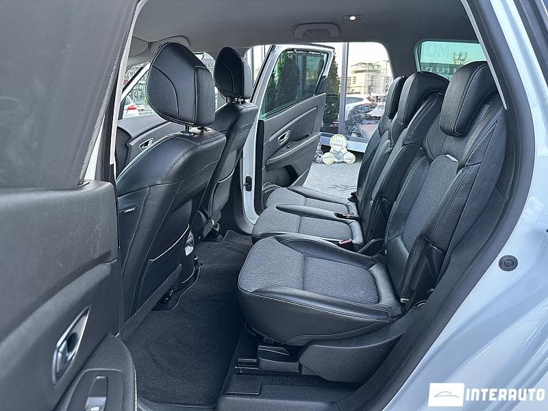 Renault Grand Scenic 2023 — Миниатюра 13
