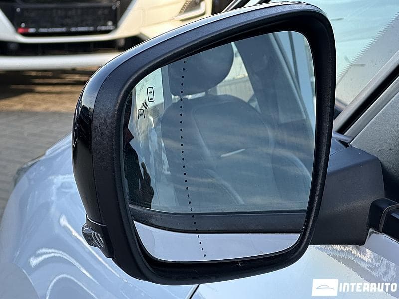 Renault Grand Scenic 2023 — Миниатюра 18