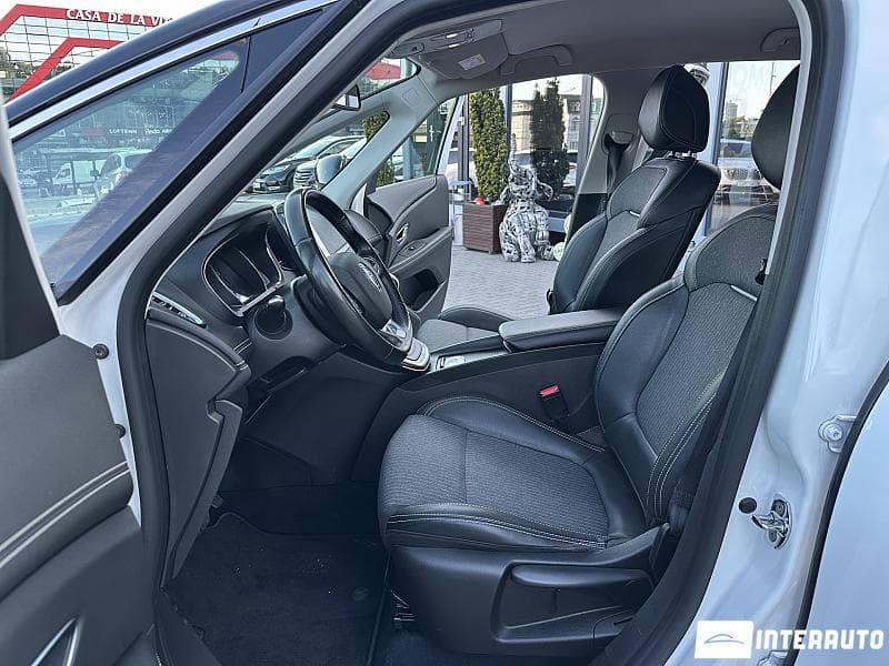 Renault Grand Scenic 2023 — Миниатюра 5