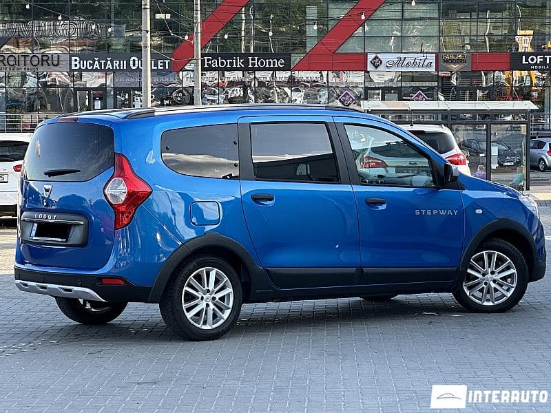 2018 Dacia Lodgy Stepway — Miniatură 3