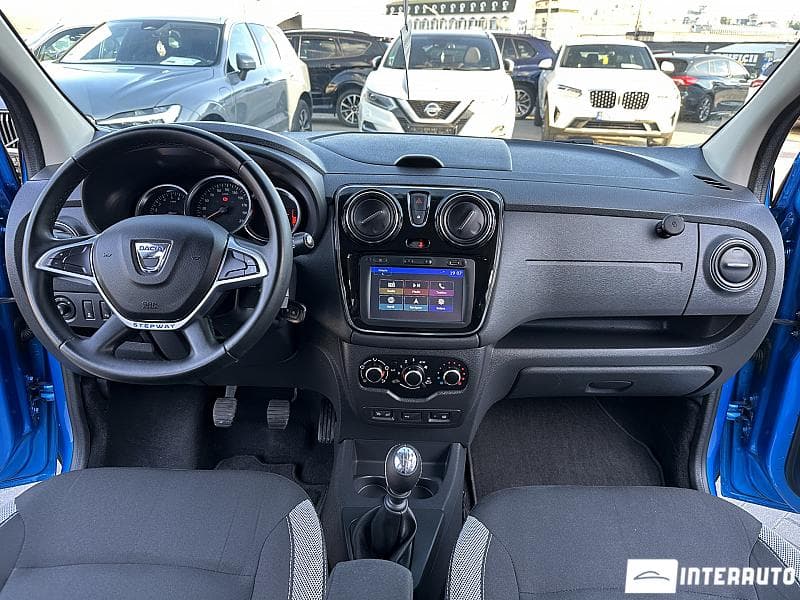 2018 Dacia Lodgy Stepway — Miniatură 6