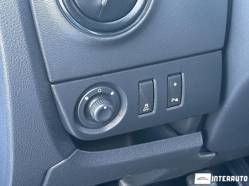 2018 Dacia Lodgy Stepway — Miniatură 16