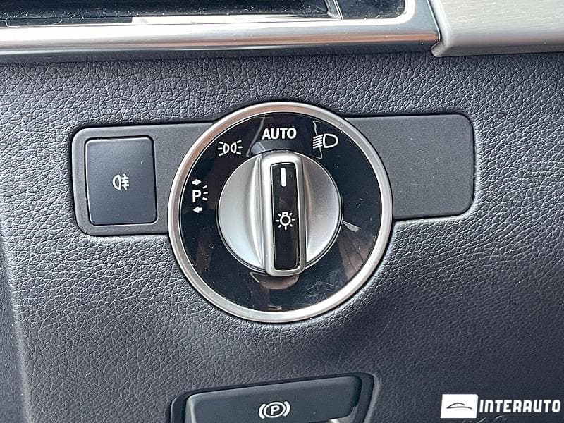 2017 Mercedes GLE 250 — Miniatură 8