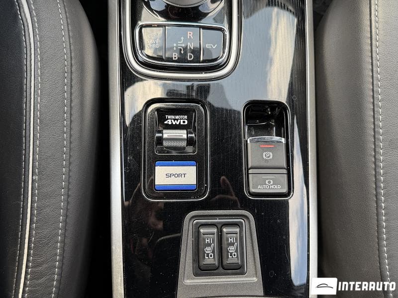 2019 Mitsubishi Outlander — Miniatură 16
