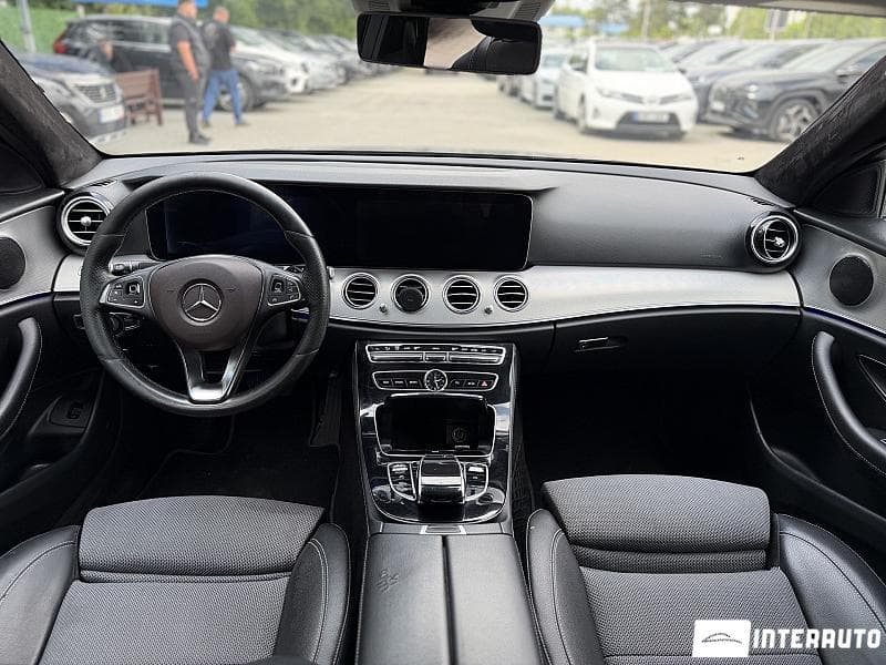 2017 Mercedes E 200 — Miniatură 17