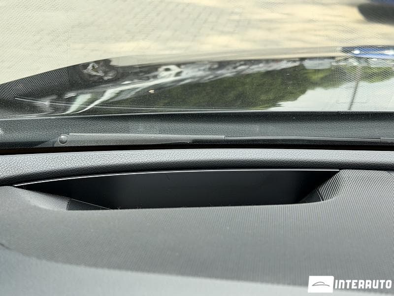 2017 Mercedes E 200 — Miniatură 6