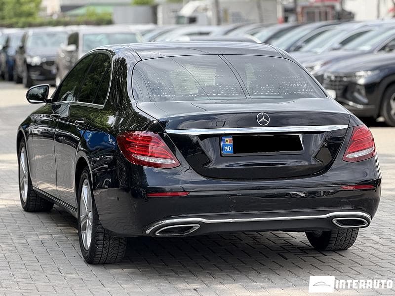 2017 Mercedes E 200 — Miniatură 4