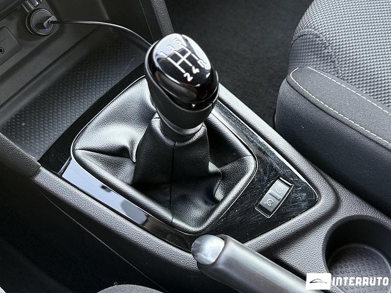 2017 Renault Megane — Miniatură 14
