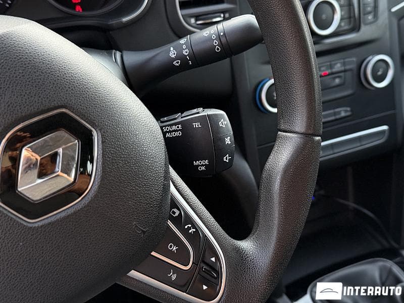 2017 Renault Megane — Miniatură 11