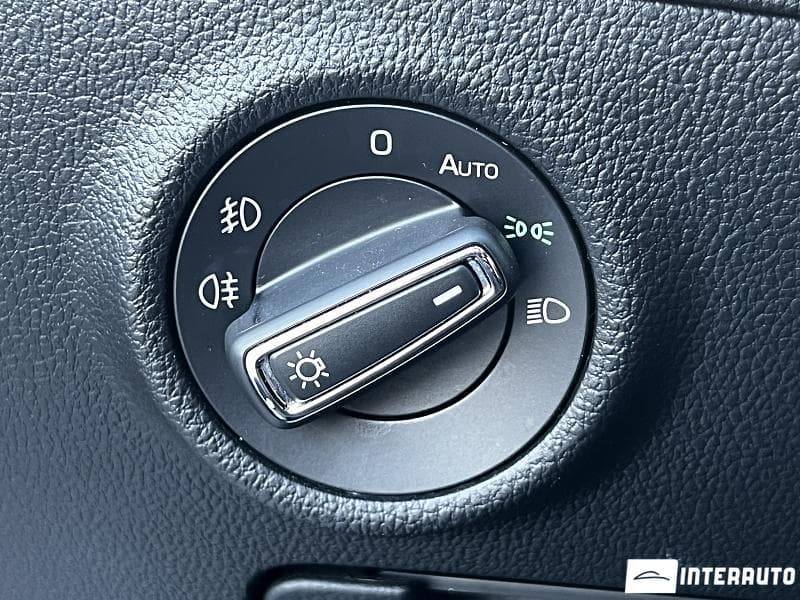 2017 Skoda Superb — Miniatură 17