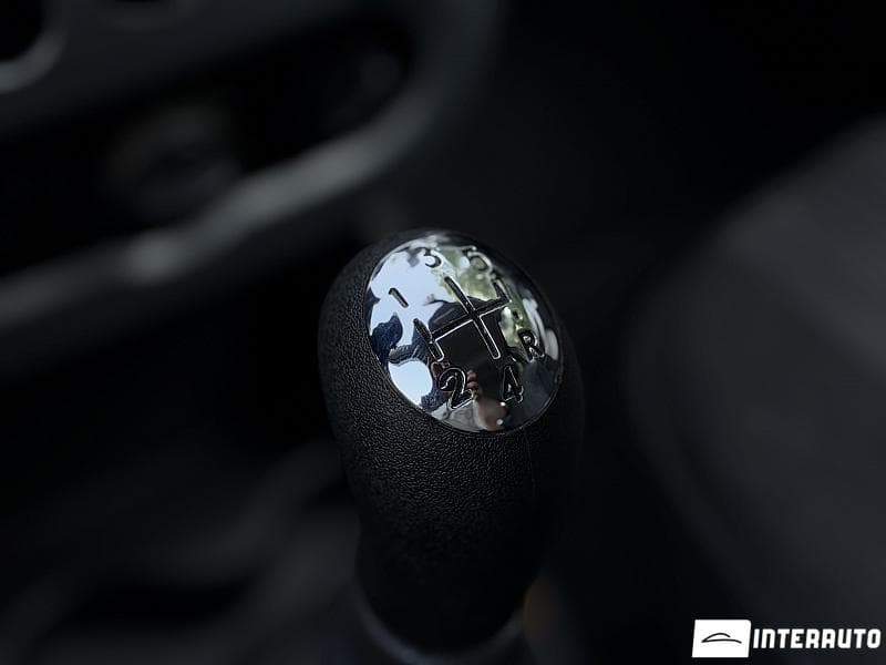 Dacia Logan MCV 2009 — Миниатюра 11