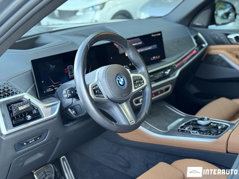 BMW X5 5.0e 2024 — Миниатюра 11