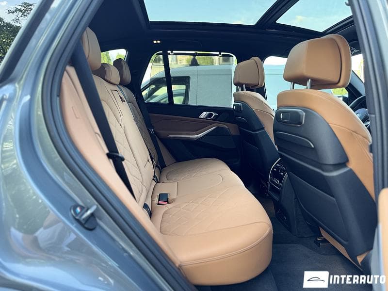 BMW X5 5.0e 2024 — Миниатюра 23