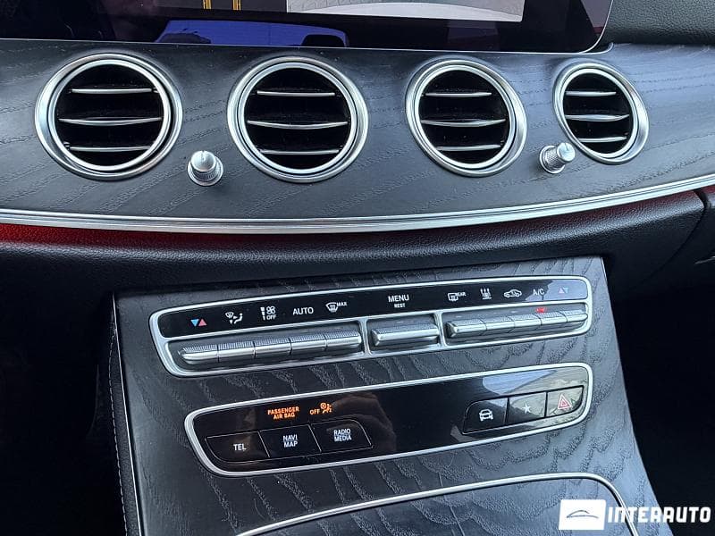 Mercedes E 300de 2021 — Миниатюра 9