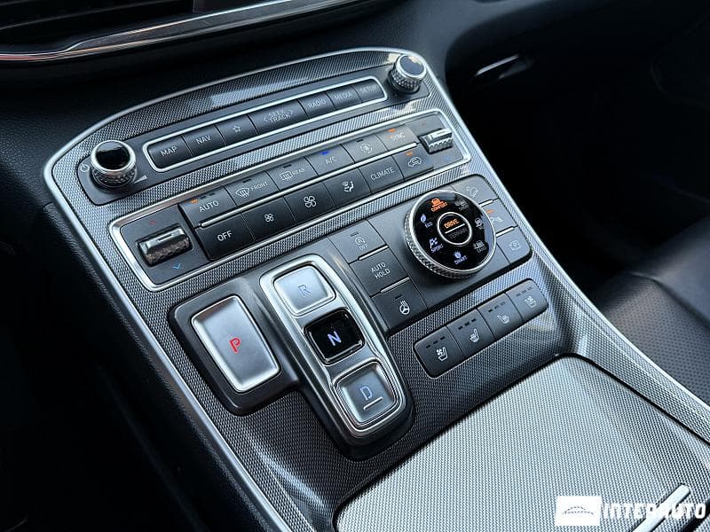 Hyundai Santa Fe 2020 — Миниатюра 11