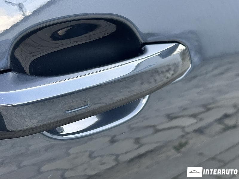 Audi A4 2018 — Миниатюра 5