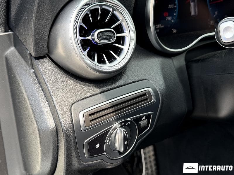 2019 Mercedes C 300 — Miniatură 14