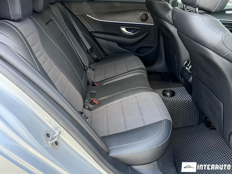 2022 Mercedes E 220 — Miniatură 21