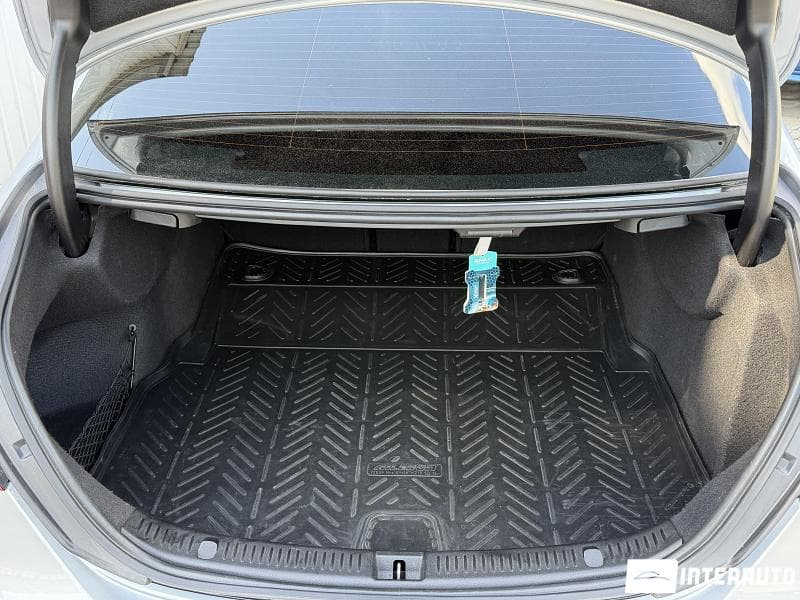 2022 Mercedes E 220 — Miniatură 22