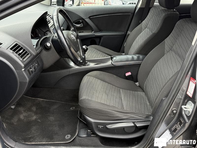 2011 Toyota Avensis — Miniatură 5