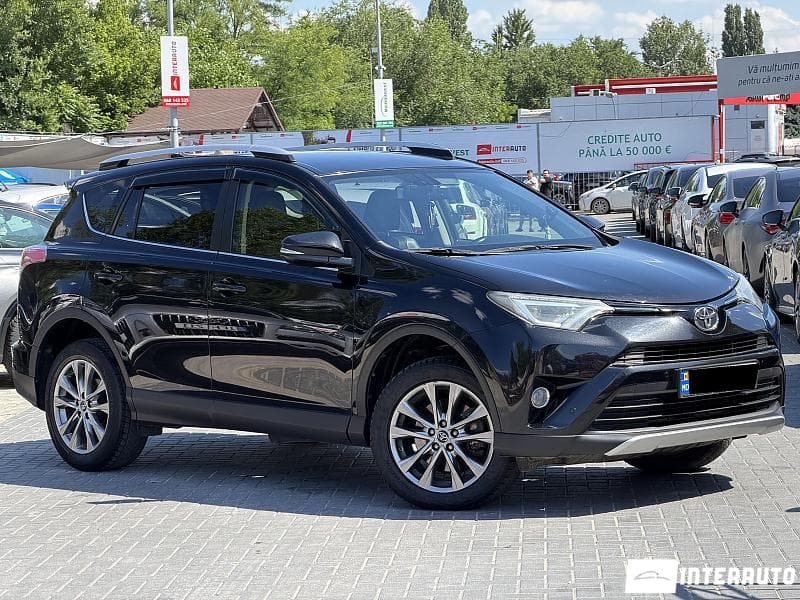 2017 Toyota Rav-4 — Miniatură 2