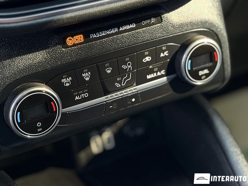 2022 Ford Kuga — Miniatură 15