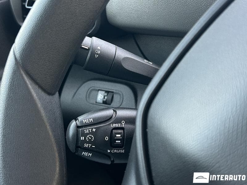 2019 Peugeot Rifter — Miniatură 9