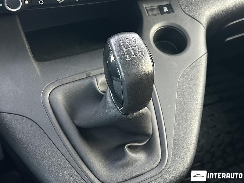 2019 Peugeot Rifter — Miniatură 13