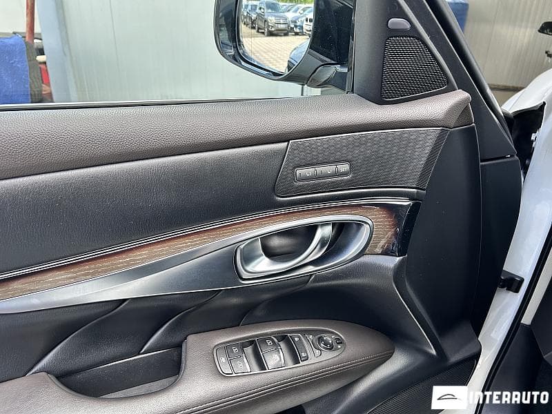 Infiniti Q70 2016 — Миниатюра 7