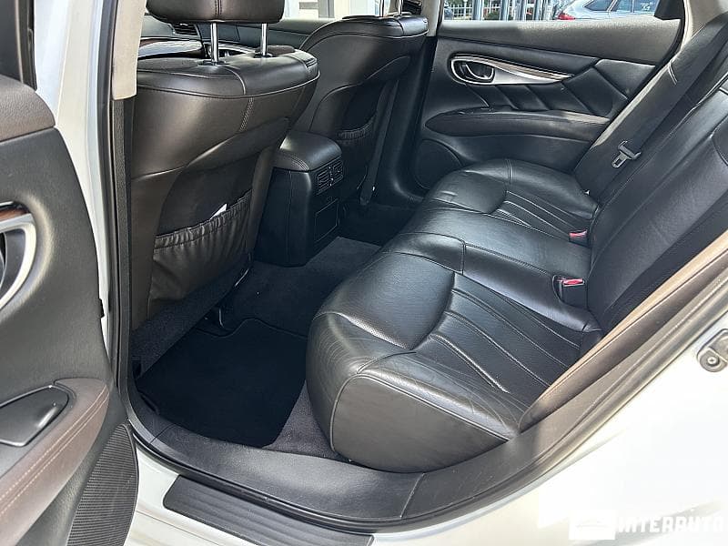 Infiniti Q70 2016 — Миниатюра 18