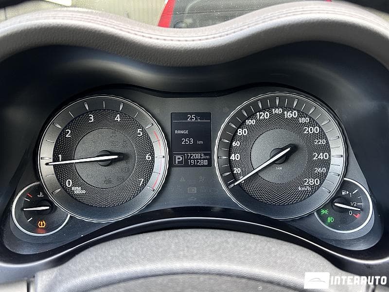 Infiniti Q70 2016 — Миниатюра 13