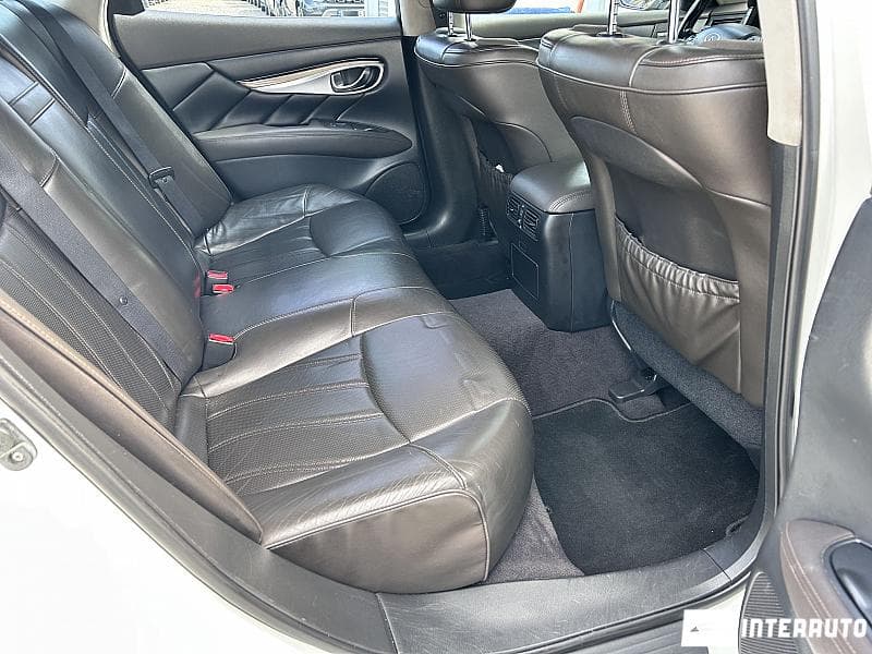 Infiniti Q70 2016 — Миниатюра 19
