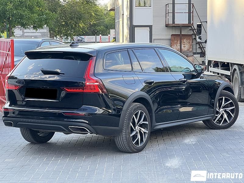 2020 Volvo V 60 Cross Country — Miniatură 3