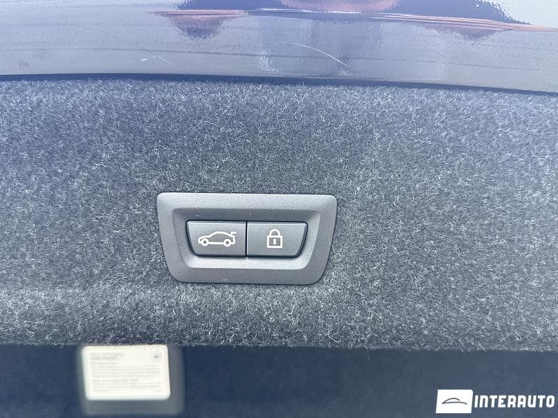 2021 BMW 330 — Miniatură 22