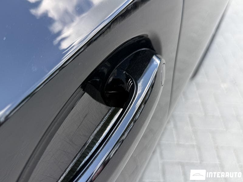 2021 BMW 330 — Miniatură 18