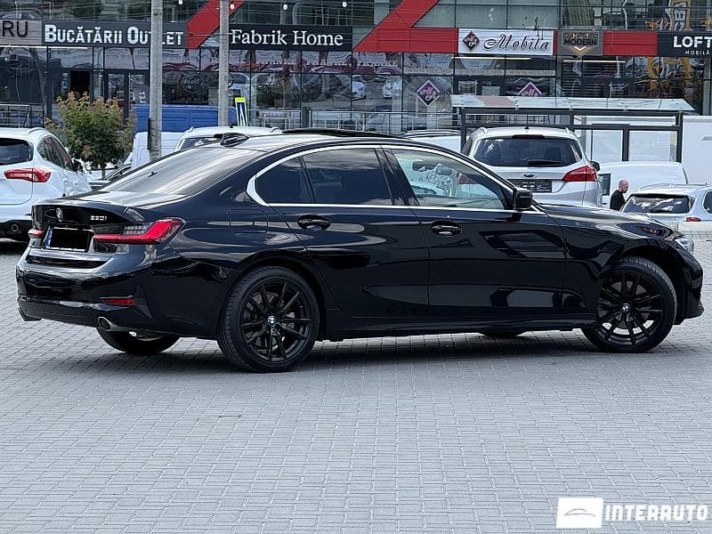 2021 BMW 330 — Miniatură 3