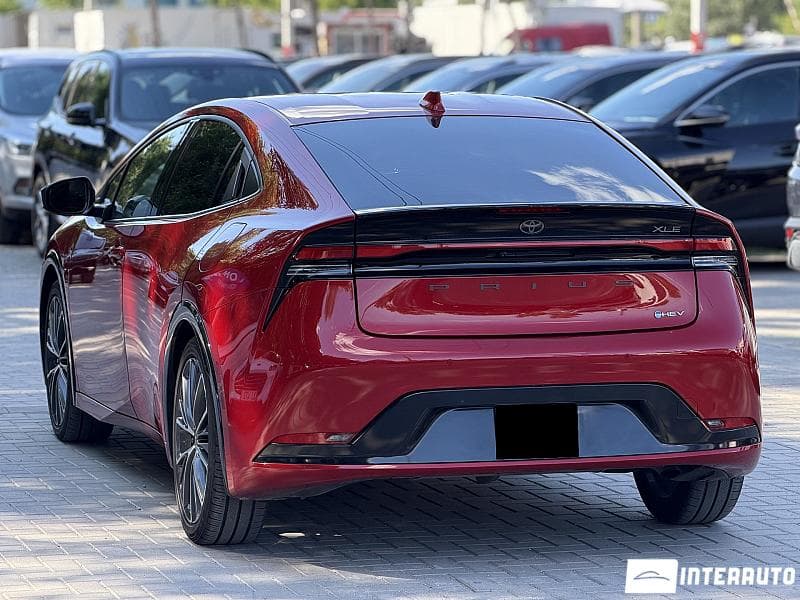 2024 Toyota Prius — Miniatură 4