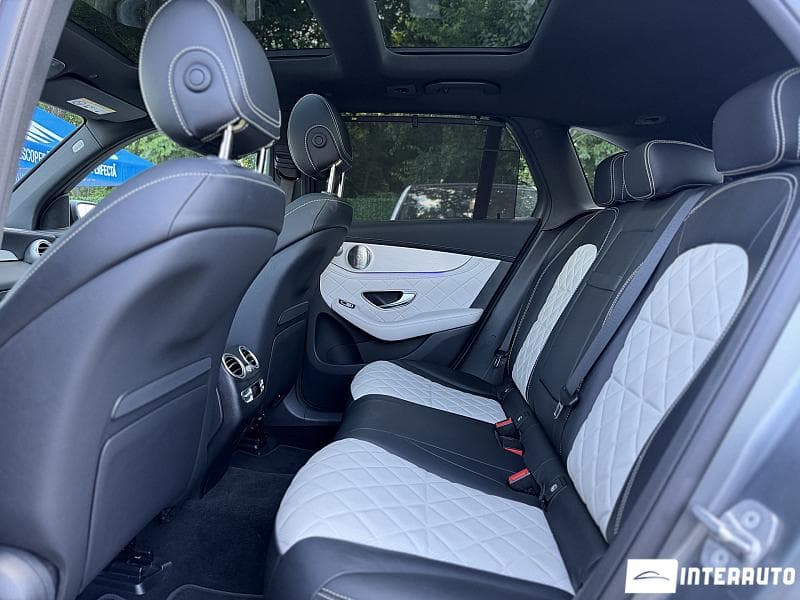 2020 Mercedes GLC 43 AMG — Miniatură 19