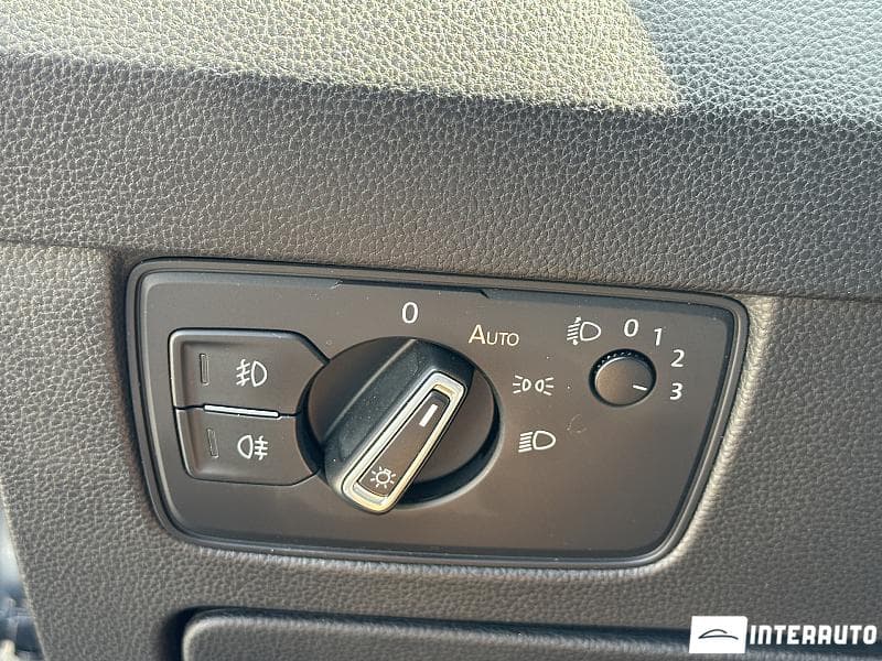 2016 Volkswagen Passat — Miniatură 16
