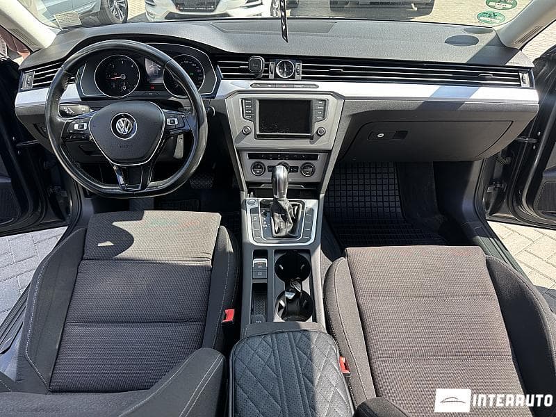 2016 Volkswagen Passat — Miniatură 6