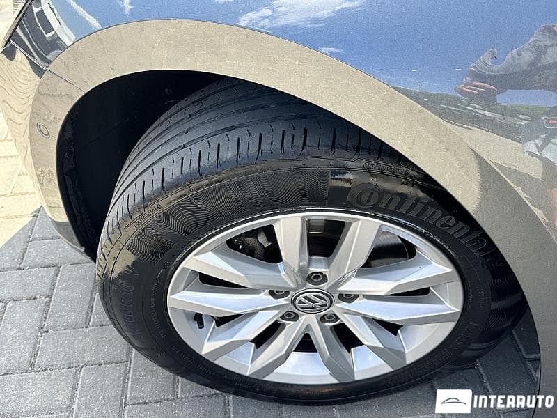 2016 Volkswagen Passat — Miniatură 20