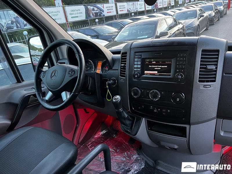 2017 Mercedes Sprinter — Miniatură 6