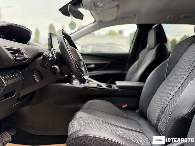 2021 Peugeot 3008 — Miniatură 8
